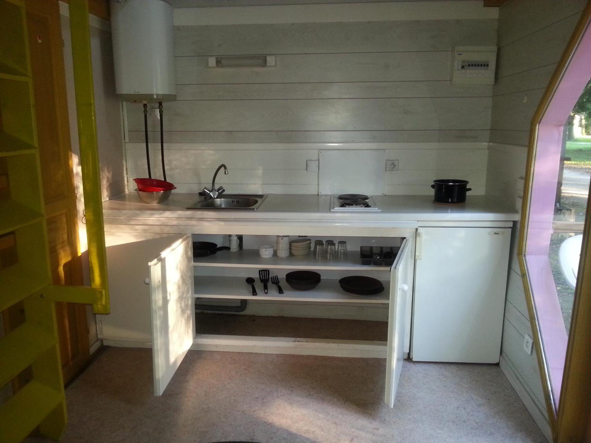 Camping Paradis Bellerive Montfrin Cameră foto